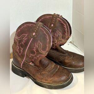 Justin Gypsy L9903 Women’s Western Cowboy Boots Leather brown pink Trim Size 7.5